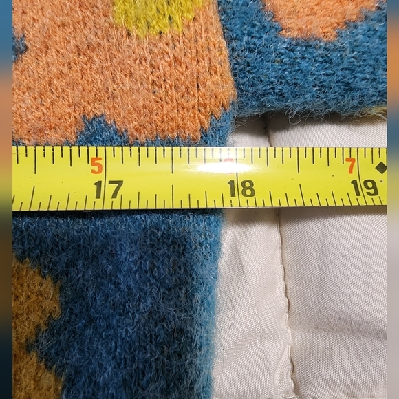 HYFVE‎ Mod Floral V-neck Cardigan Sweater Boho Bright Lagenlook Cottagecore Fun - Picture 5 of 10